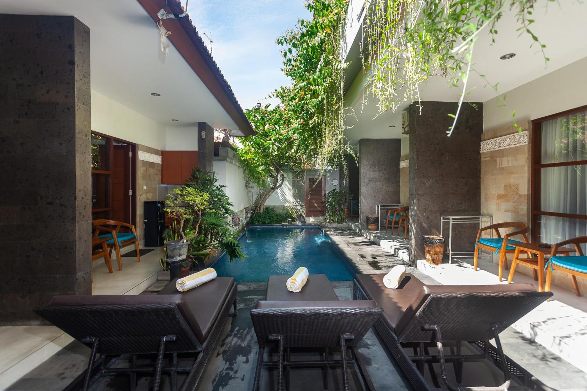 Naksa Homestay Sanur Exterior photo